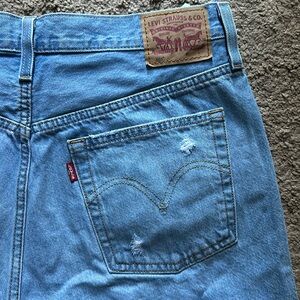 Levi’s 501 high waisted cutoff shorts, sz 31